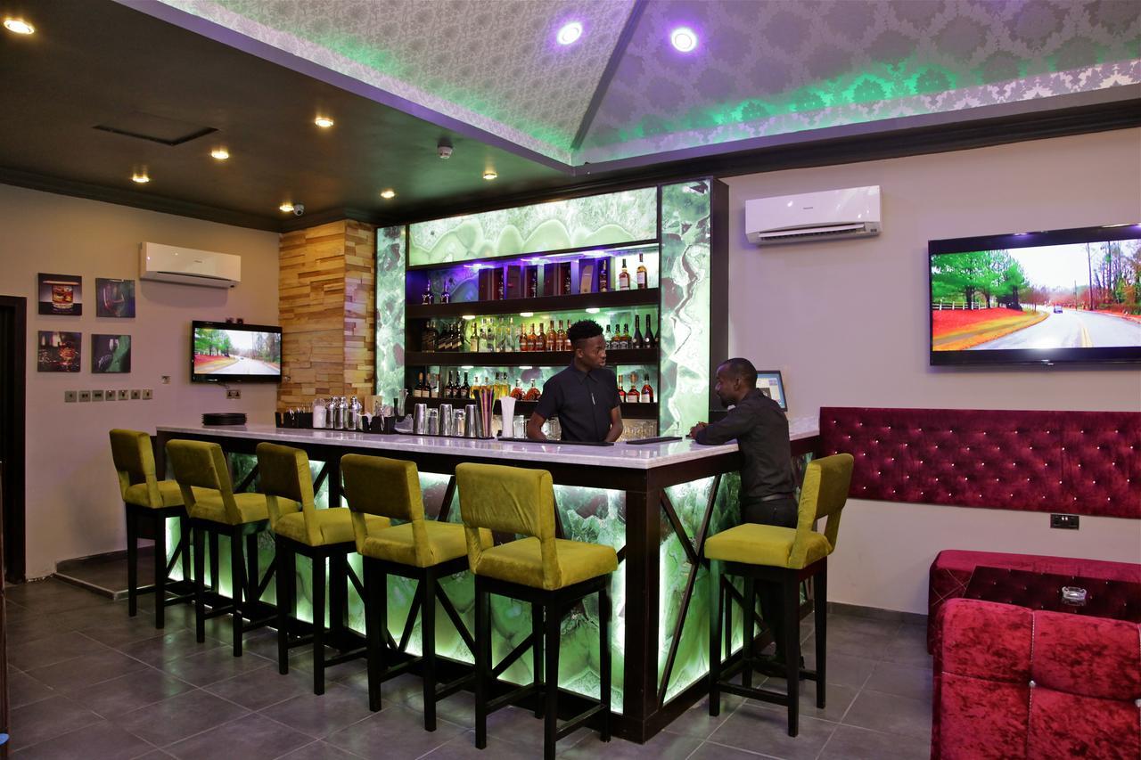 The Nook Hotel Lagos Buitenkant foto