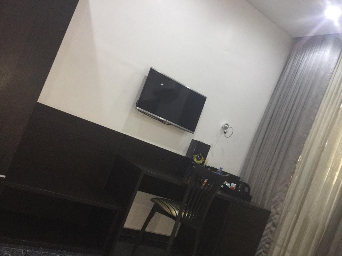 The Nook Hotel Lagos Buitenkant foto