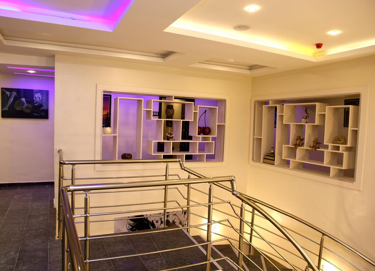 The Nook Hotel Lagos Buitenkant foto