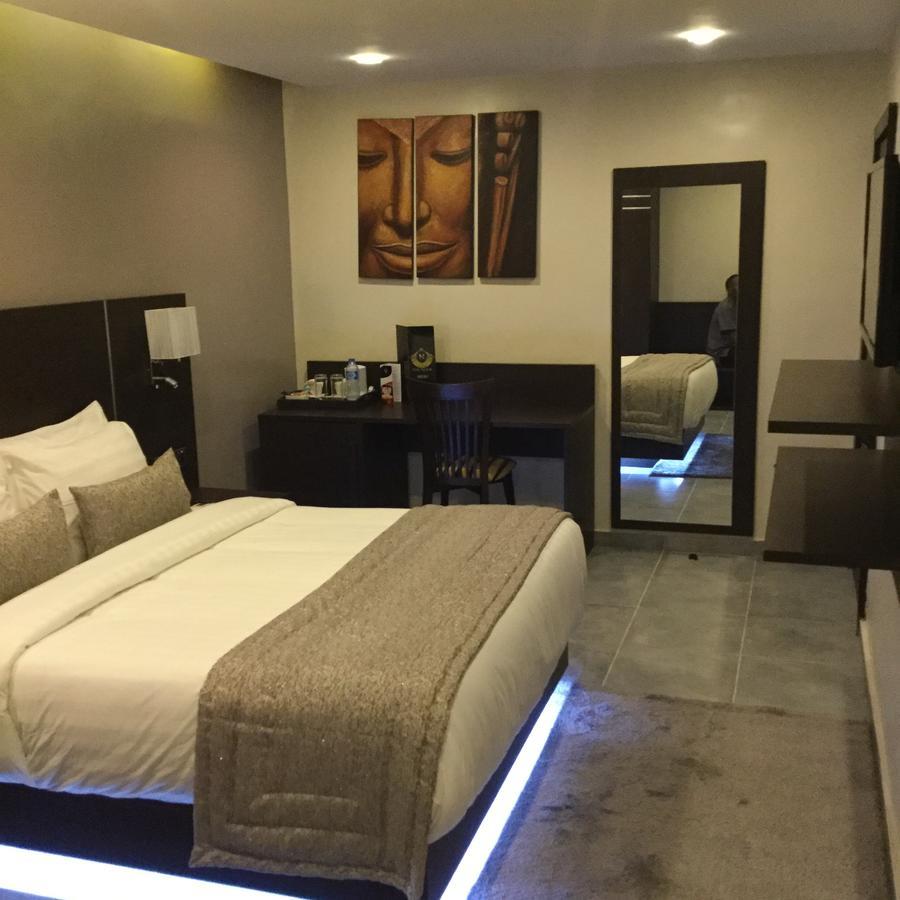 The Nook Hotel Lagos Buitenkant foto