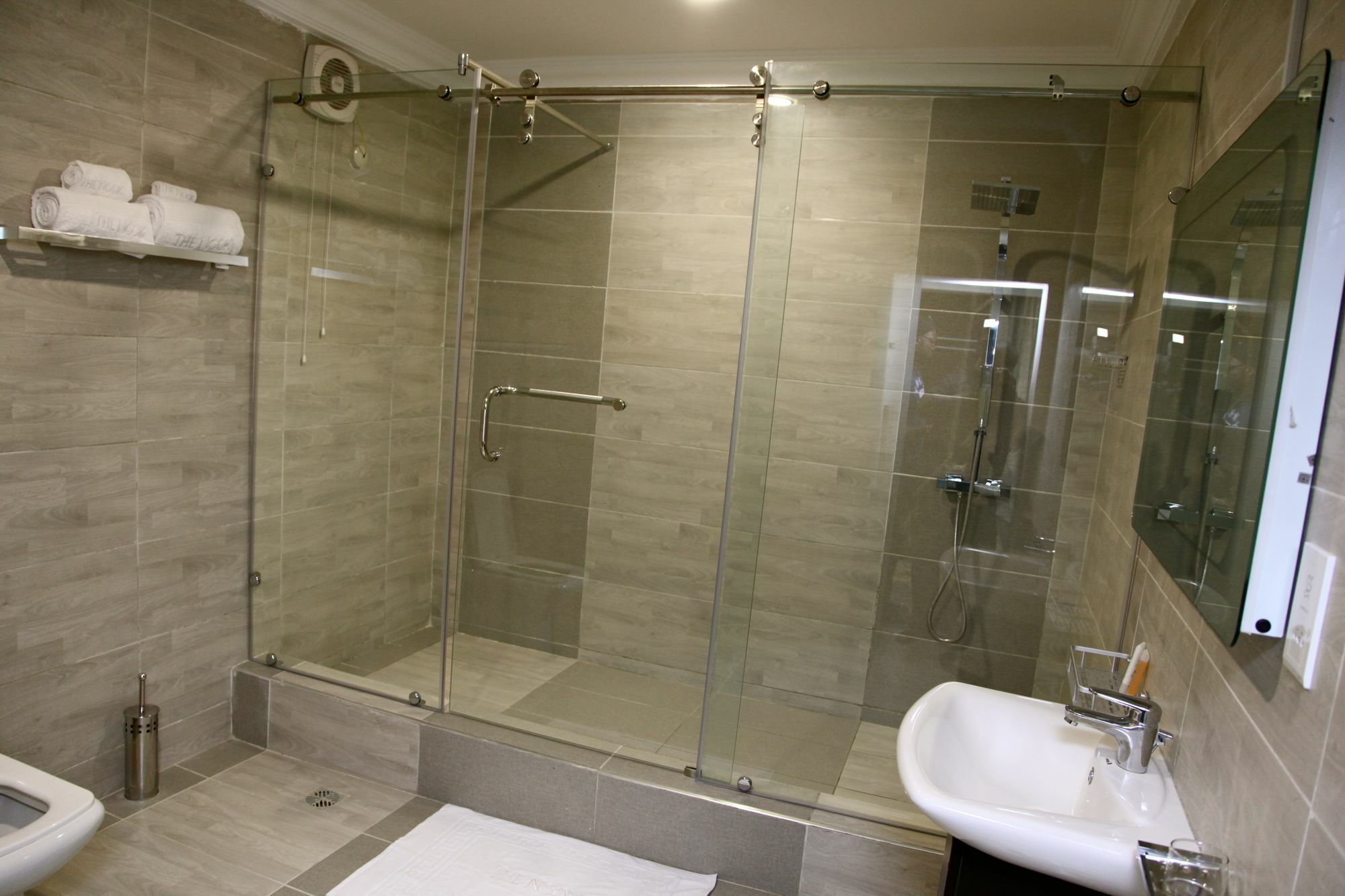 The Nook Hotel Lagos Buitenkant foto